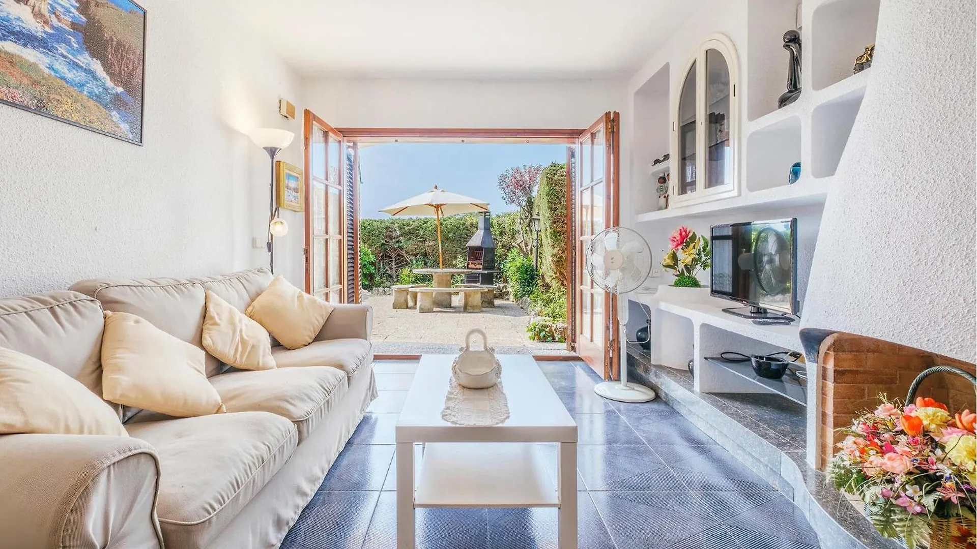 Lovely Home In Tossa De Mar With House Sea View Hébergement de vacances