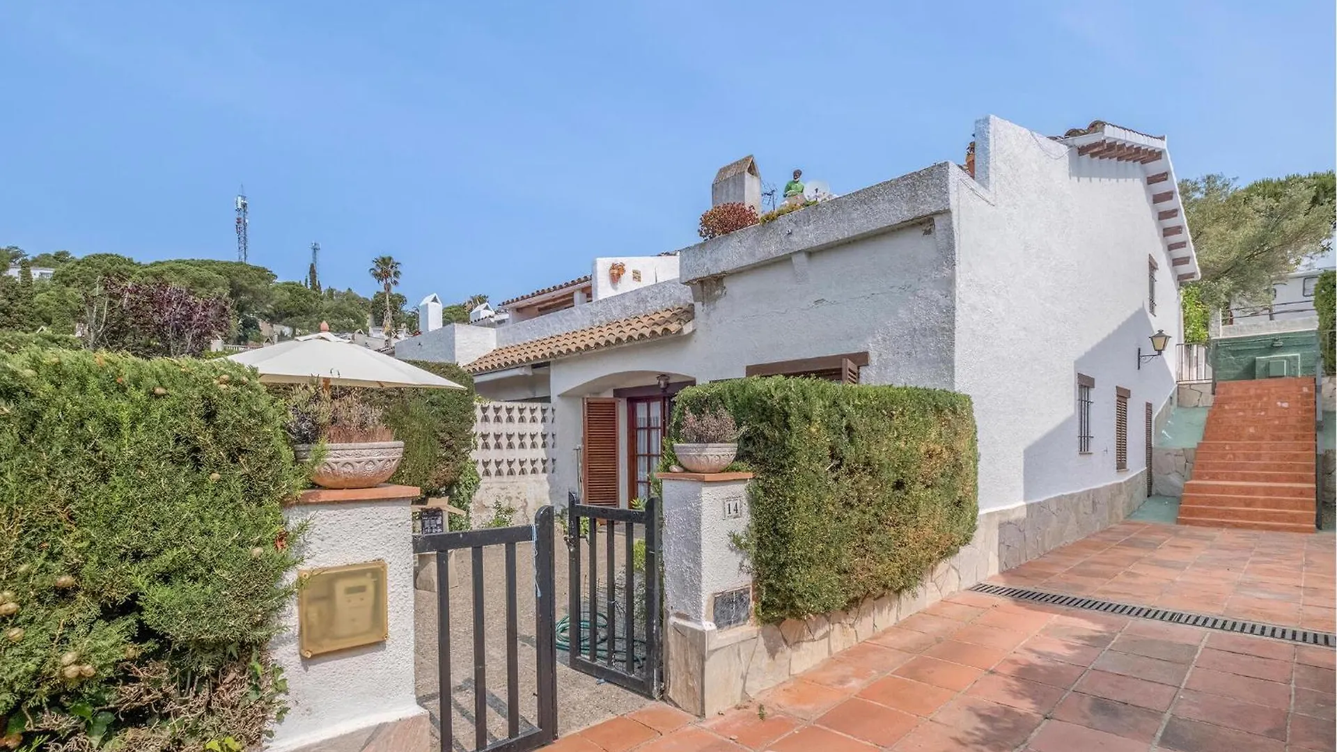 Lovely Home In Tossa De Mar With House Sea View